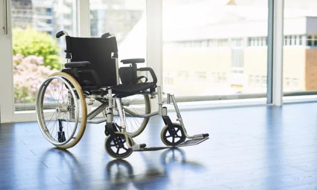 Komu przysługuje wózek inwalidzki? Sprawdź, czy się kwalifikujesz