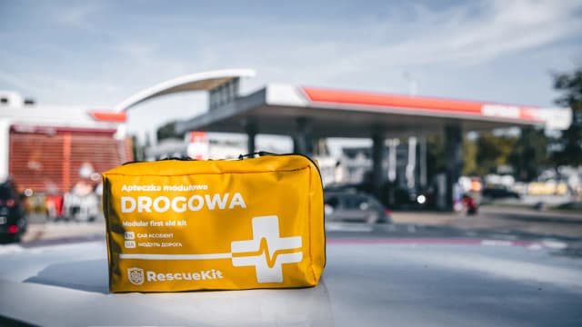 Gdzie kupić apteczkę pierwszej pomocy? Sprawdź najlepsze opcje